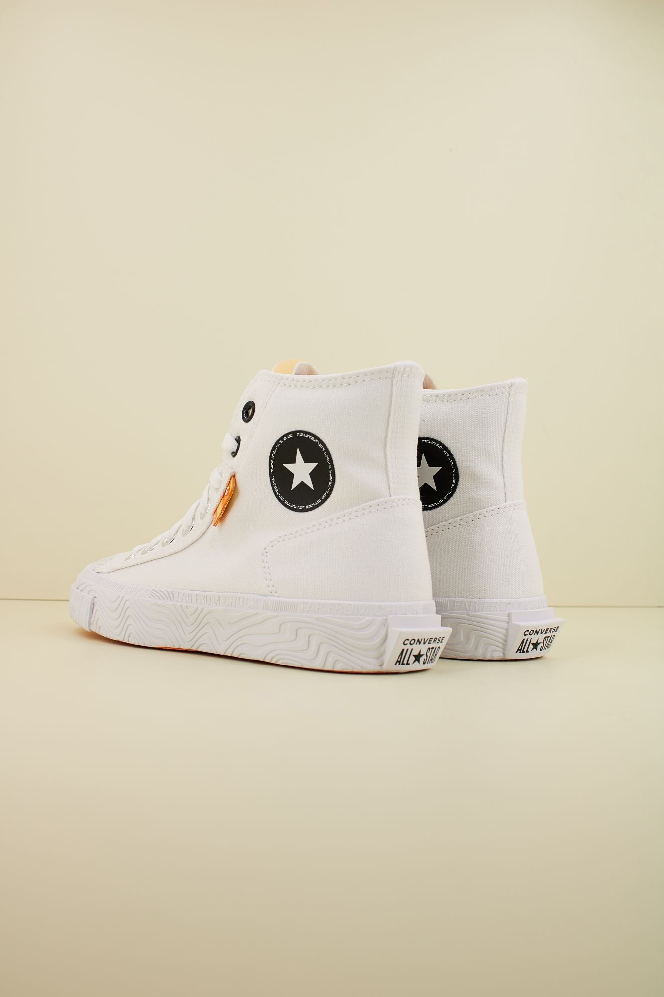 CONVERSE CHUCK TAYLOR ALT STAR en color BLANCO (3)