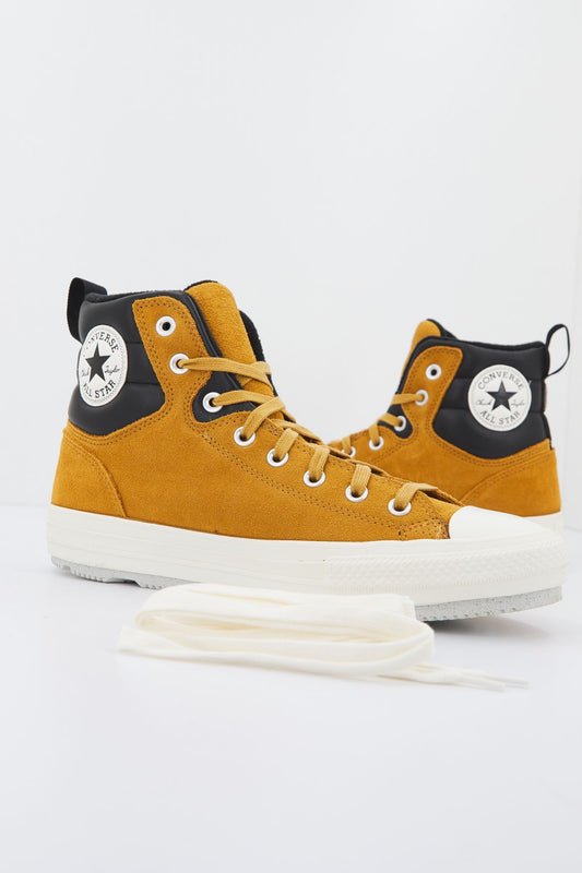 CONVERSE CHUCK TAYLOR ALL STAR BERKSHIRE BOOT en color MARRON (2)