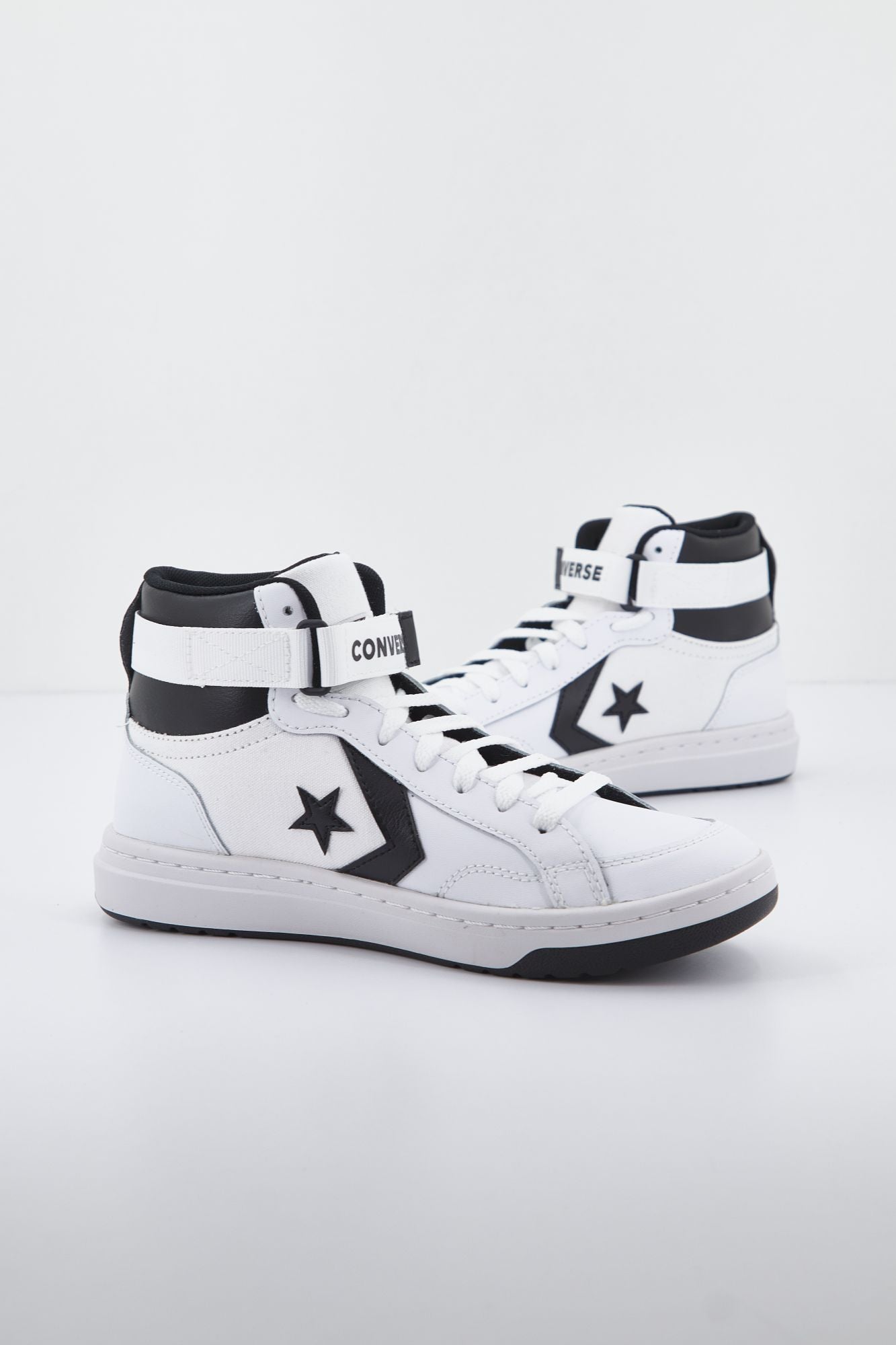 CONVERSE PRO BLAZE CUP en color BLANCO (1)