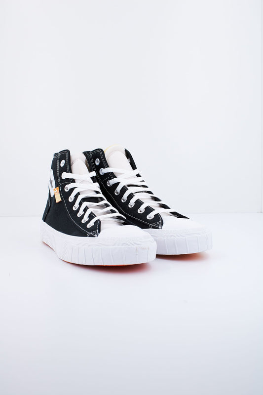 CONVERSE CHUCK TAYLOR ALT STAR CANVAS  en color NEGRO (2)