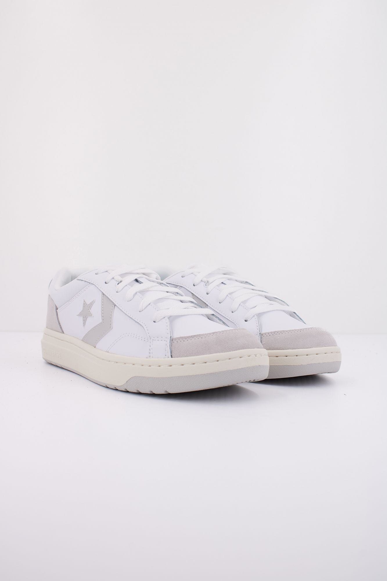 CONVERSE PRO BLAZE CLASSIC en color BLANCO (2)