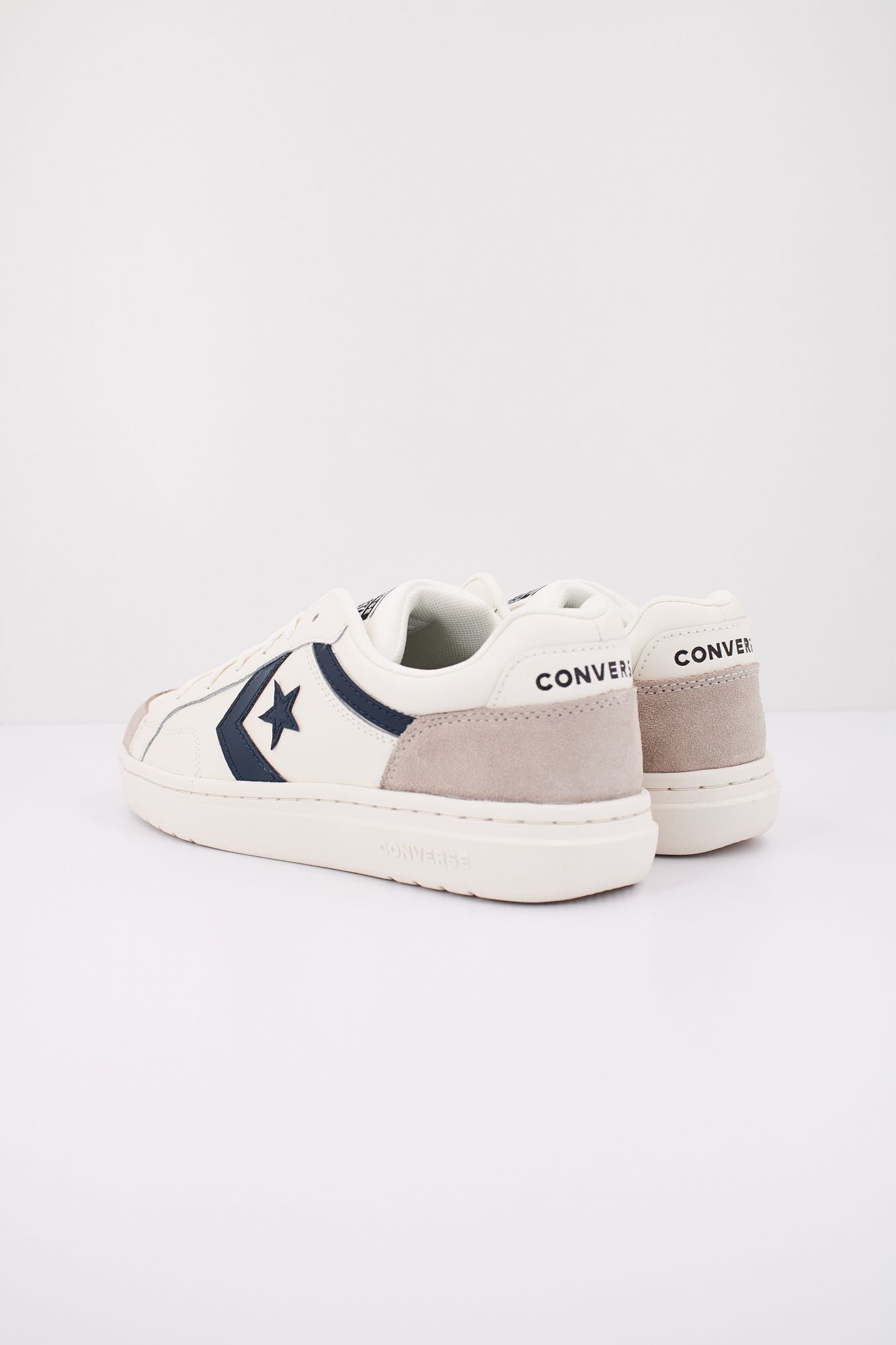 CONVERSE PRO BLAZE CLASSIC LEATHER&SUEDE en color BLANCO (4)