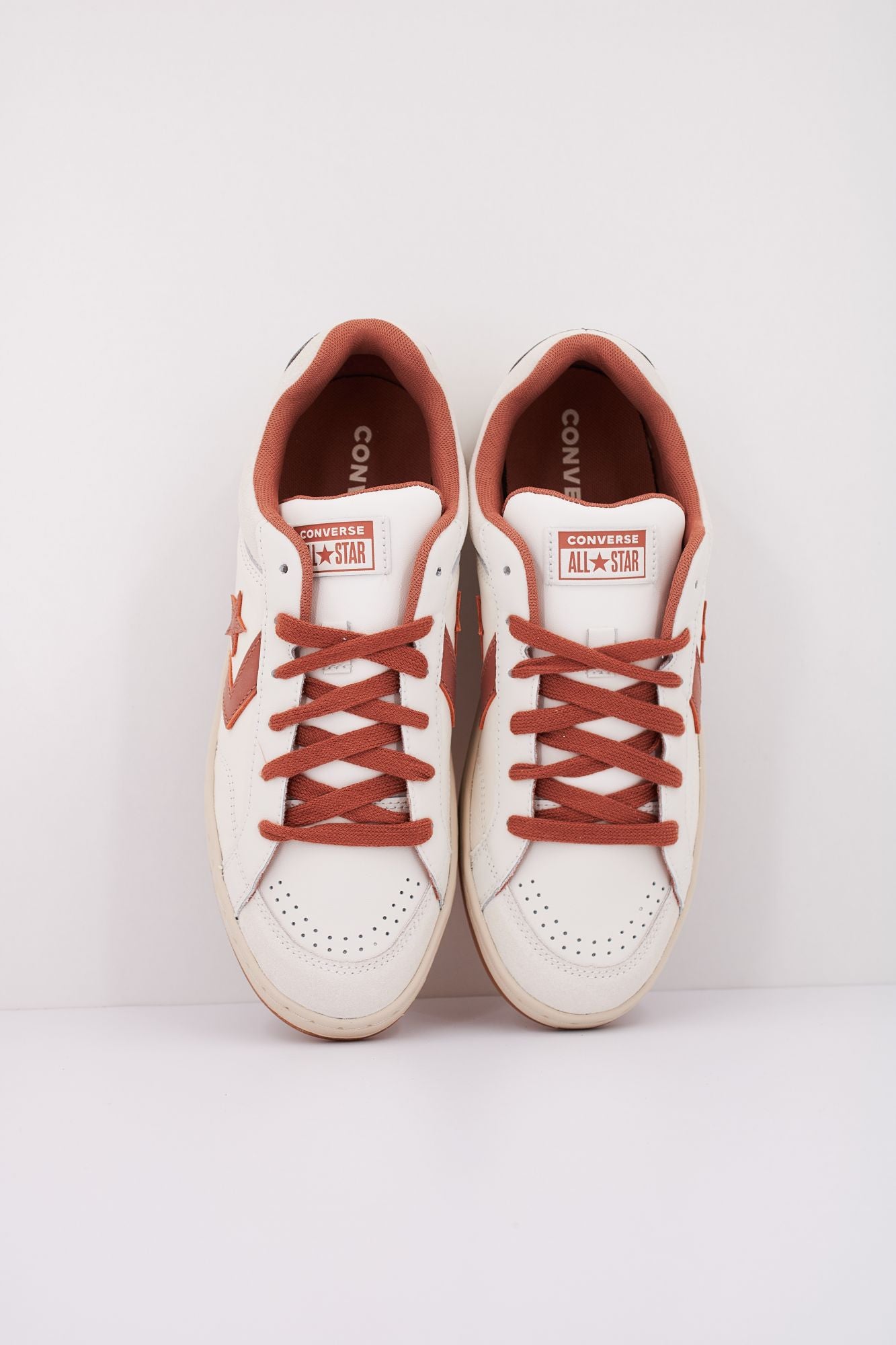 CONVERSE PRO BLAZE CLASSIC LEATHER&SUEDE en color BLANCO (3)