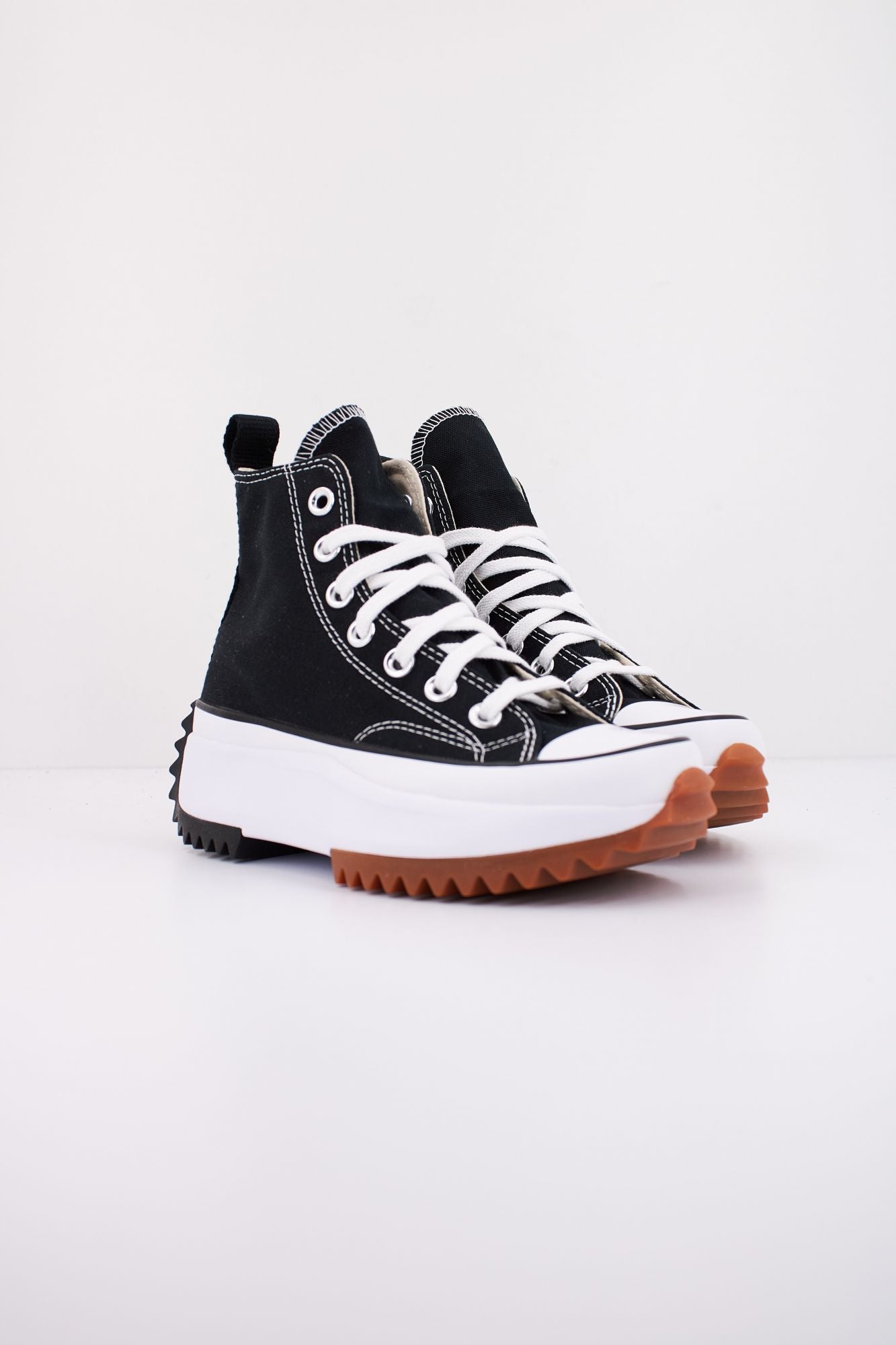 CONVERSE CONVERSE RUN STAR HIKE en color NEGRO (2)