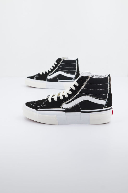 VANS SK8-HI RECONSTRUCT en color NEGRO (2)