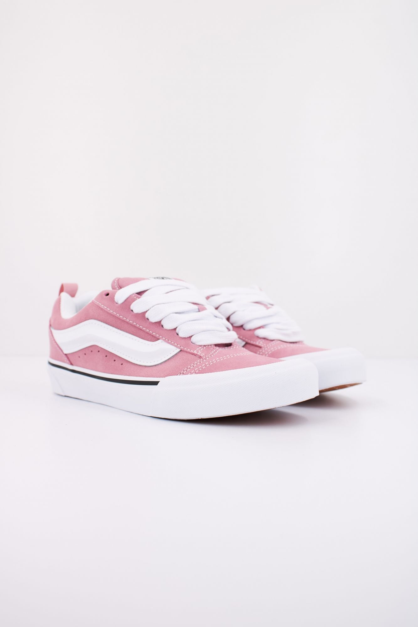 VANS KNU SKOOL en color ROSA (2)