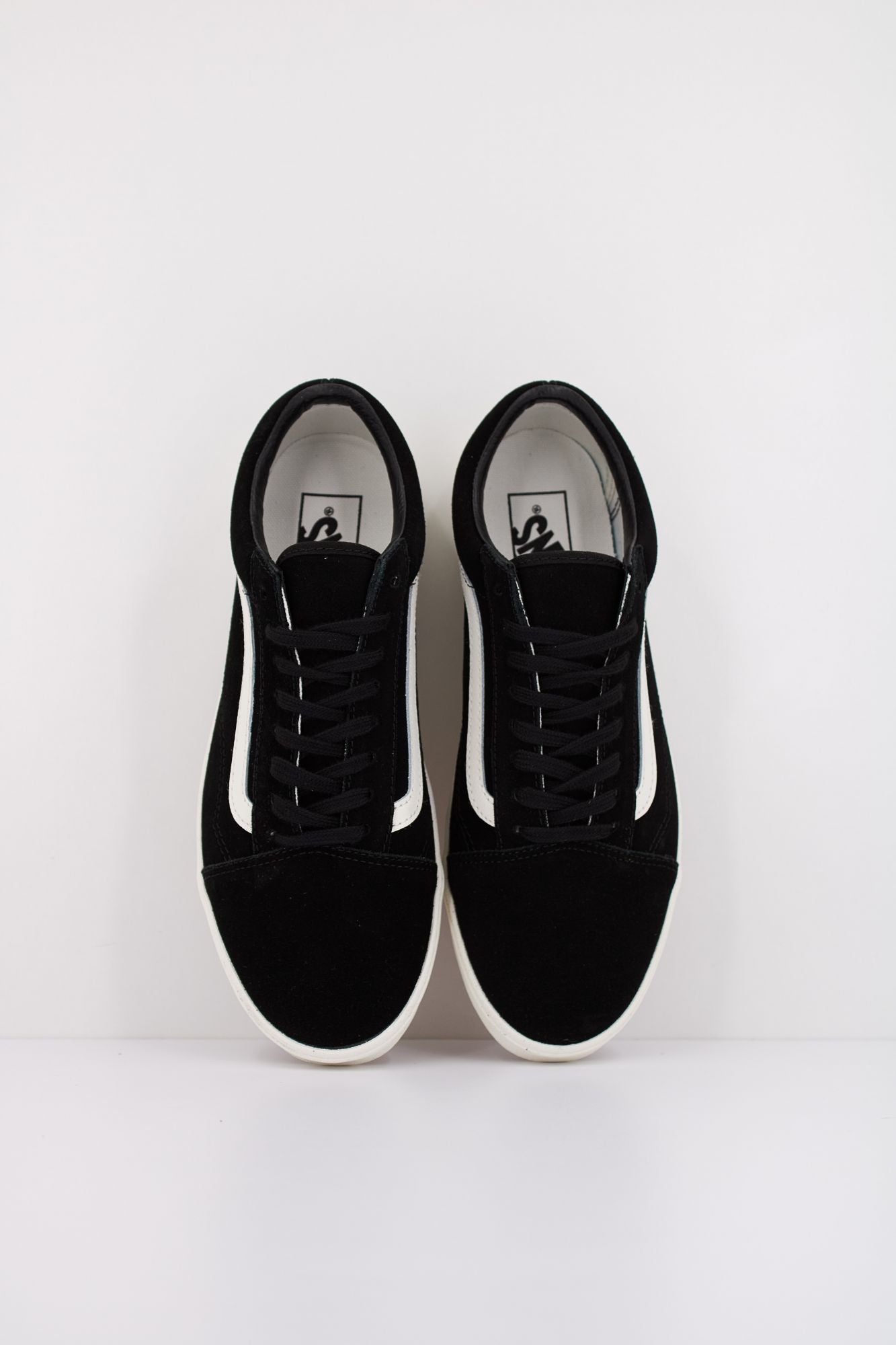 VANS OLD SKOOL LOWPRO en color NEGRO (3)