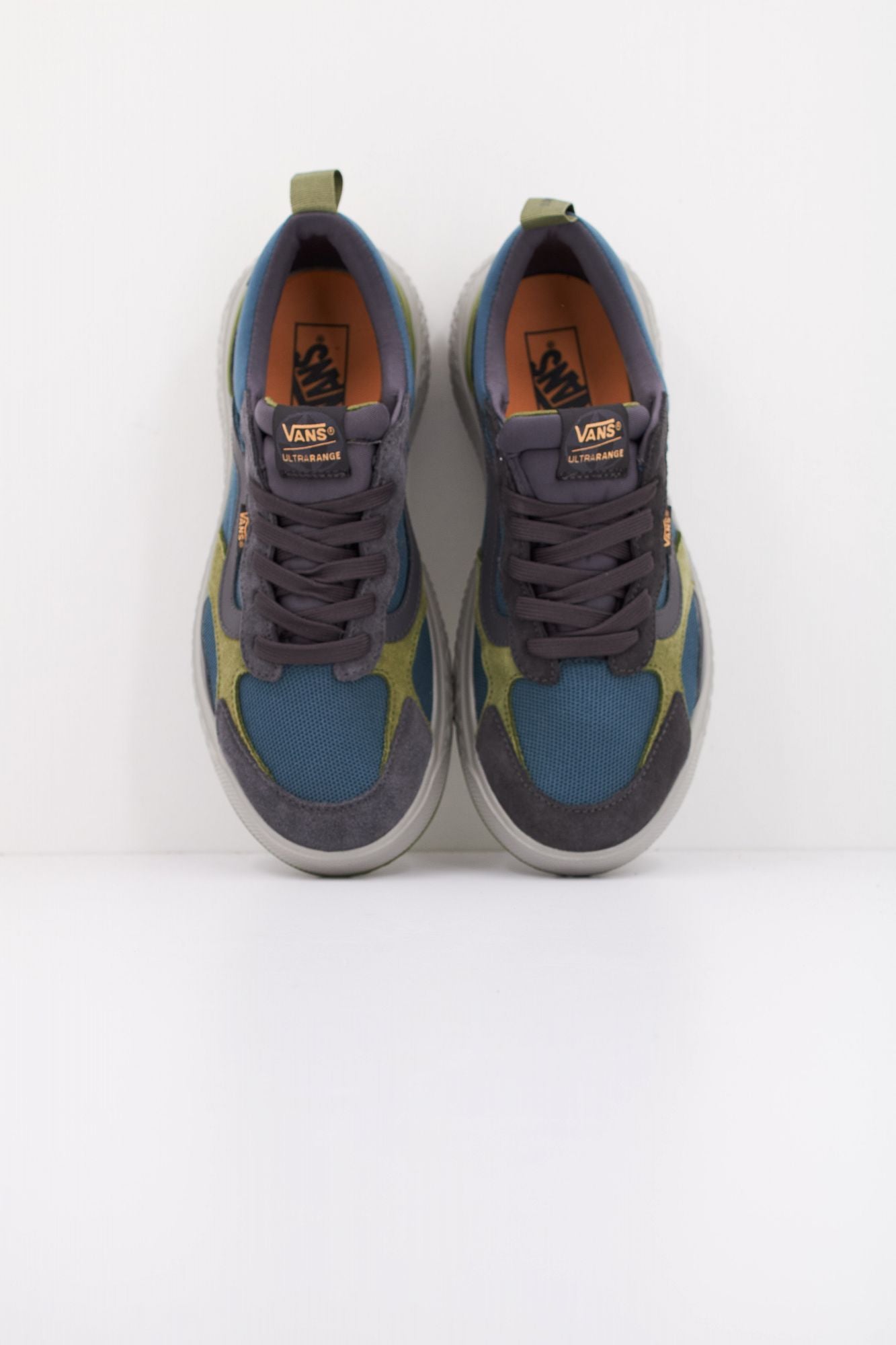 VANS MTE ULTRARANGE NEO en color AZUL (3)