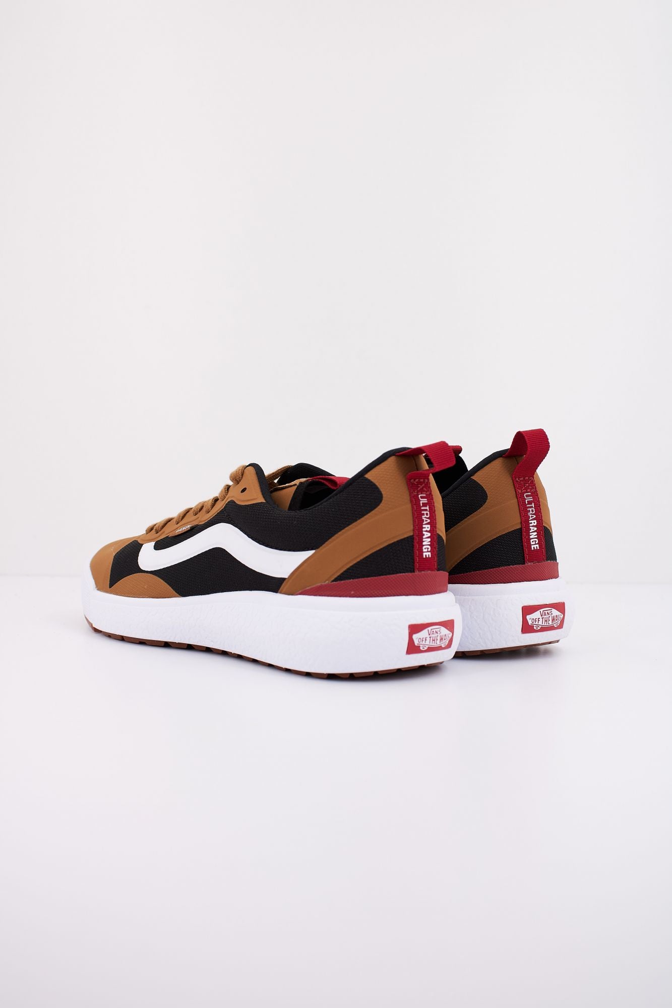 VANS MTE ULTRARANGE en color MARRON (4)