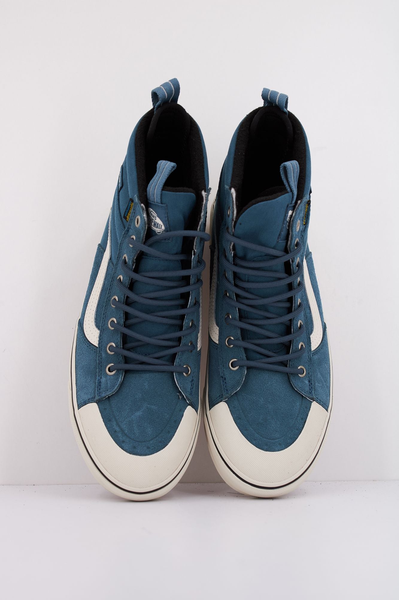 VANS MTE SK8-HI WATERPROOF en color AZUL (3)