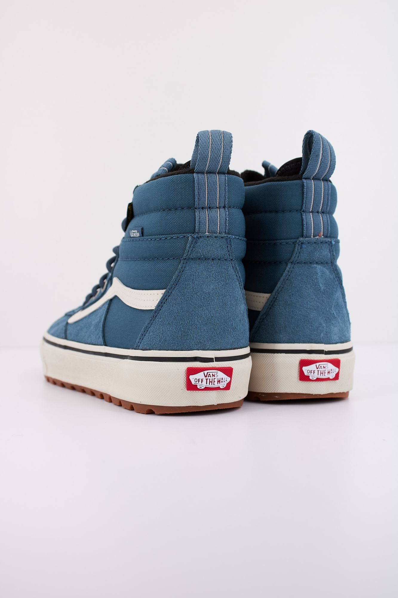 VANS MTE SK8-HI WATERPROOF en color AZUL (4)