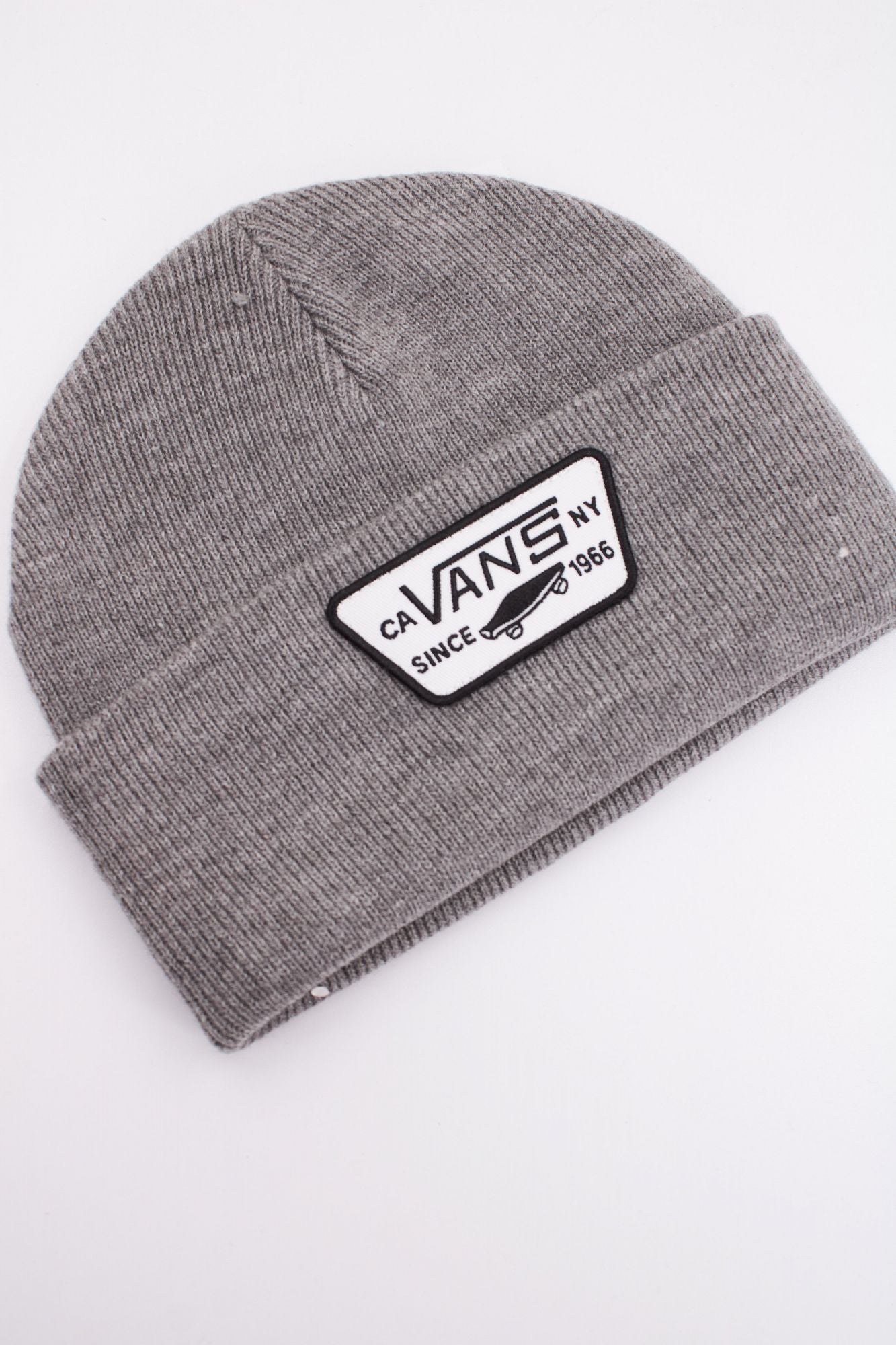 VANS  MILFORD BEANIE HEAT en color GRIS (3)