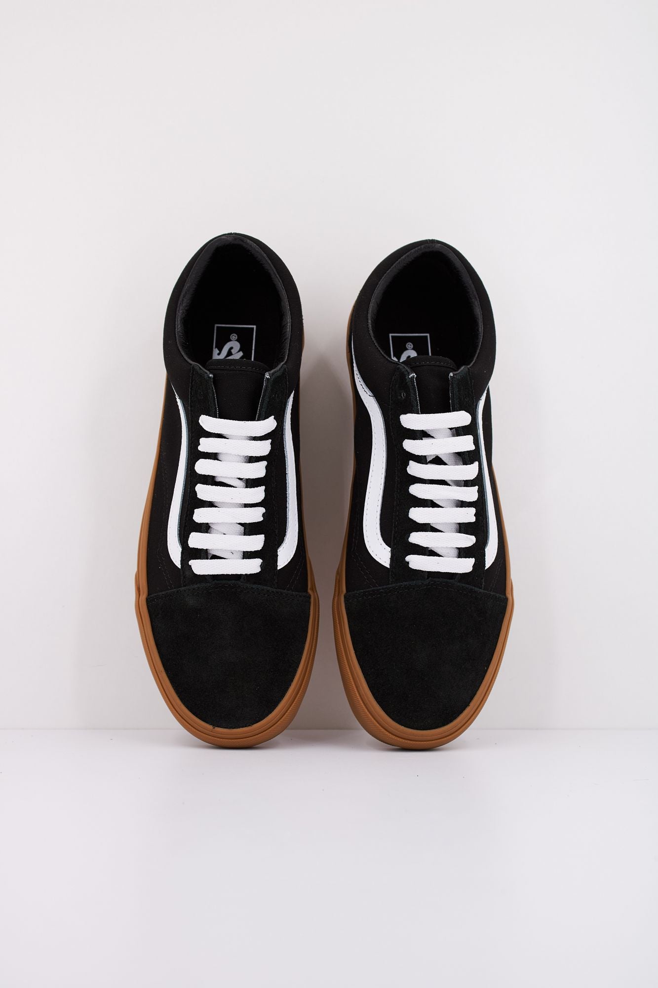 VANS OLD SKOOL en color NEGRO (3)