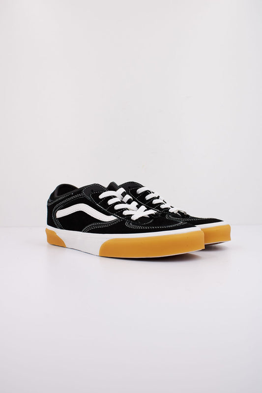 VANS ROWLEY CLASSIC en color NEGRO (2)