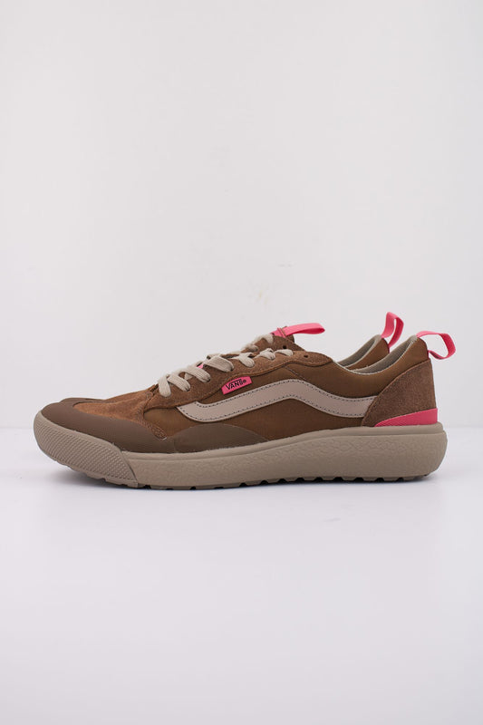 VANS ULTRARANGE EXO SE en color MARRON (1)