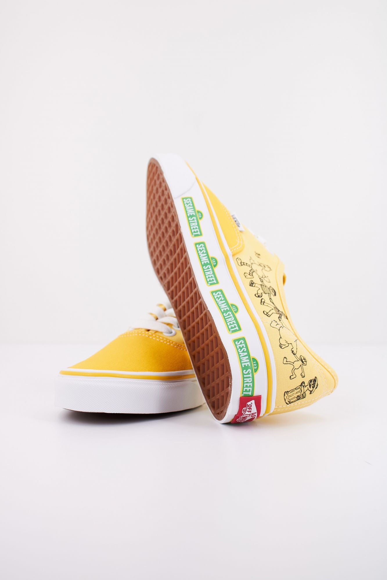 VANS AUTHENTIC en color AMARILLO (5)