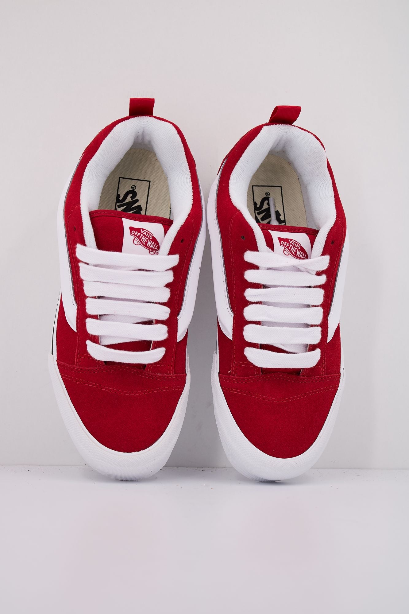 VANS KNU SKOOL en color ROJO (3)