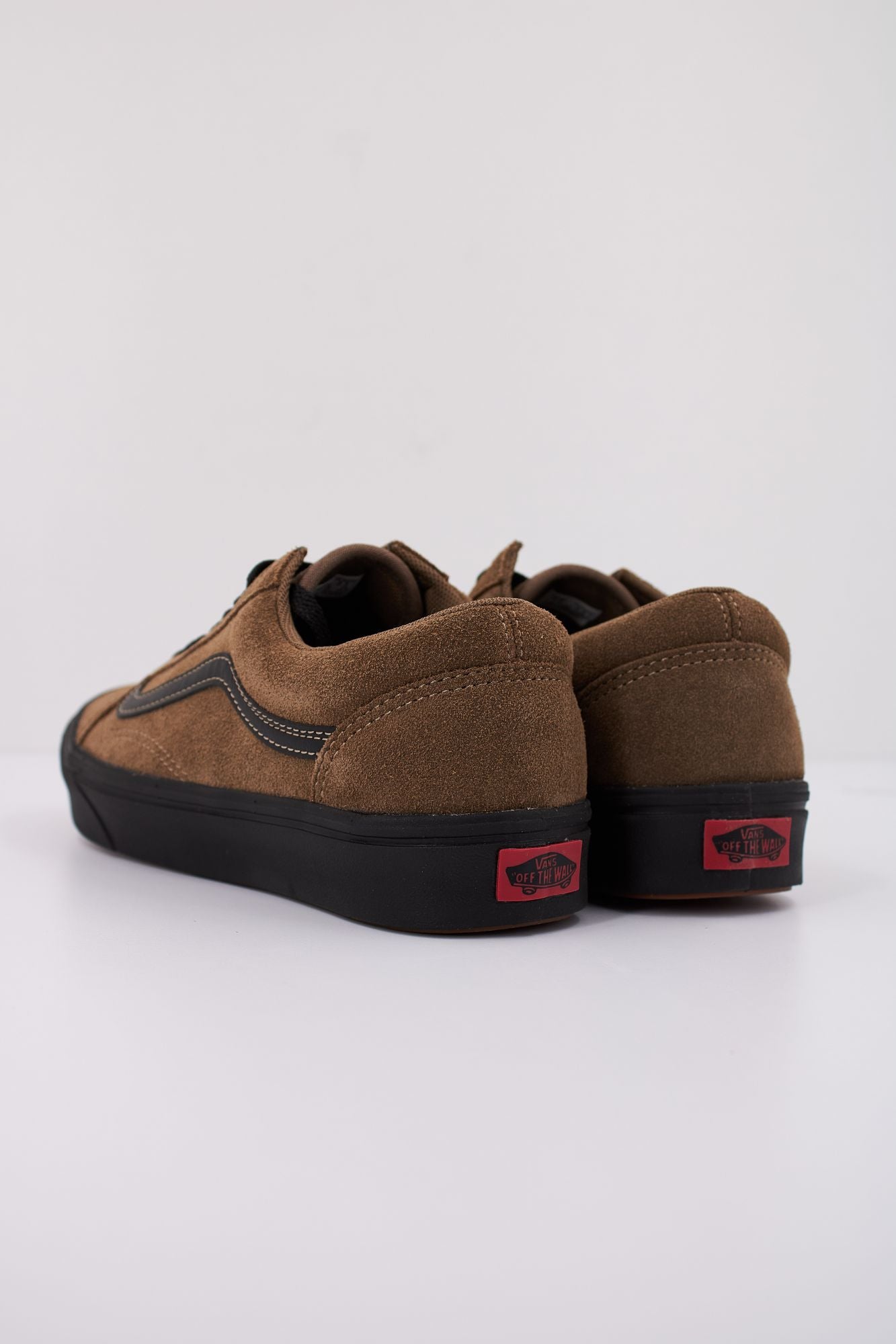 VANS COMFYCUSH OLD SKOOL en color MARRON (4)