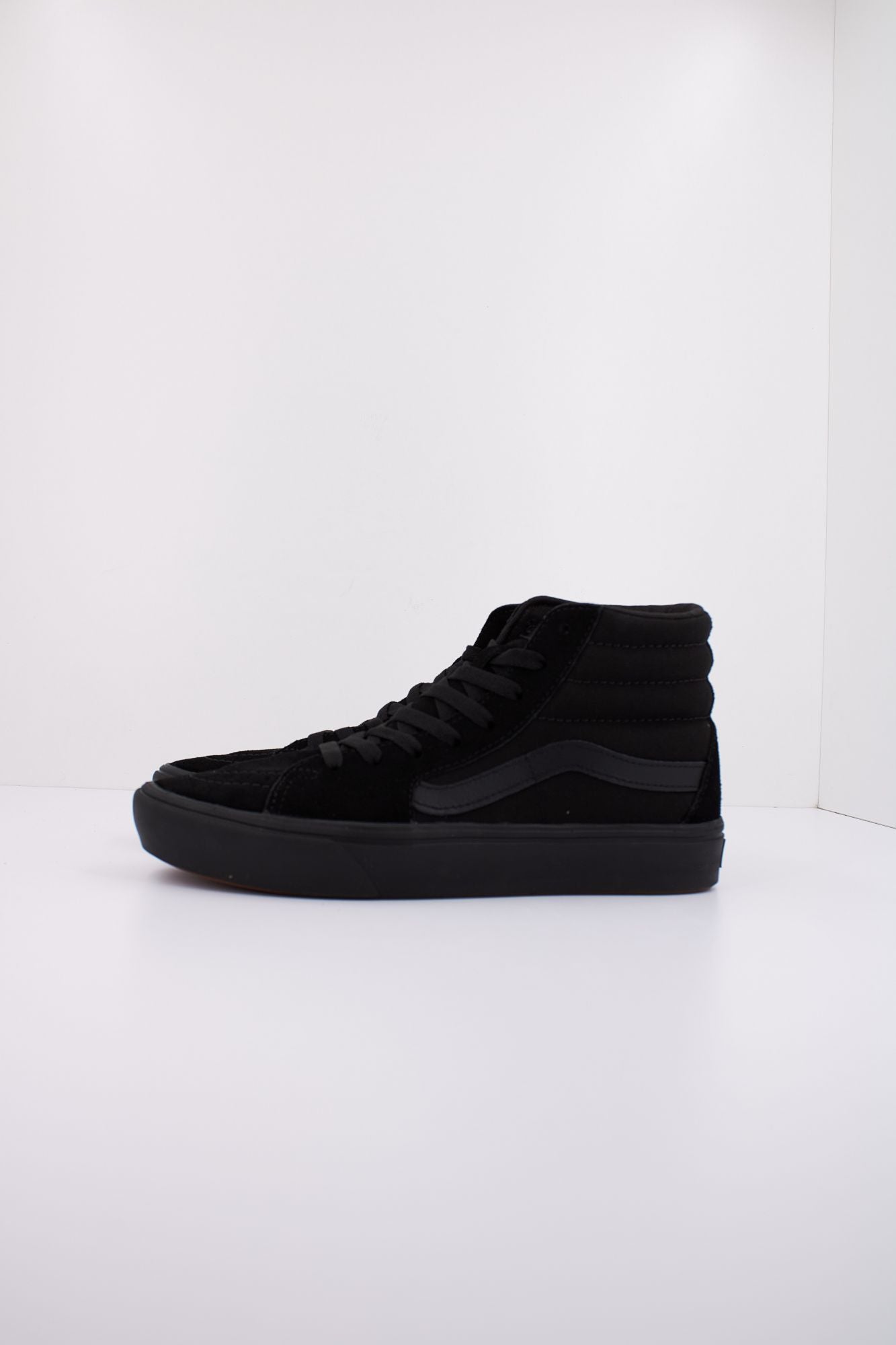 VANS COMFYCUSH SK8-HI en color NEGRO (1)