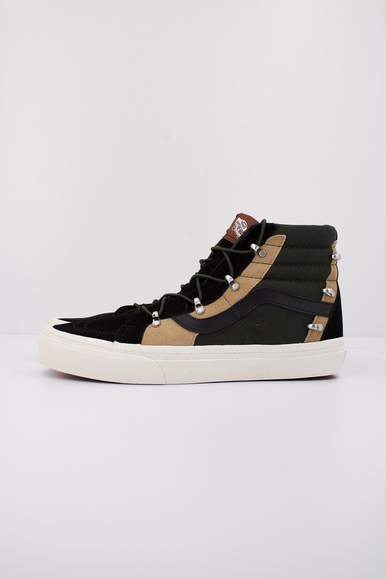 VANS SK8-HI ECHO DX en color NEGRO (1)