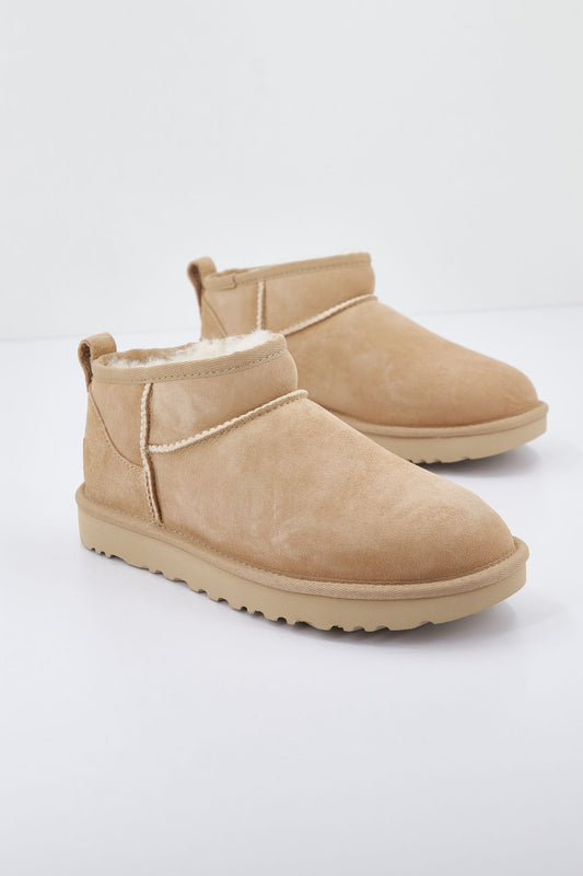 UGG W CLASSIC ULTRA MINI en color MARRON CLARO (2)