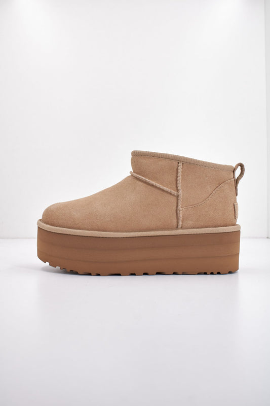 UGG W CLASSIC ULTRA MINI PLATF en color MARRON CLARO (1)