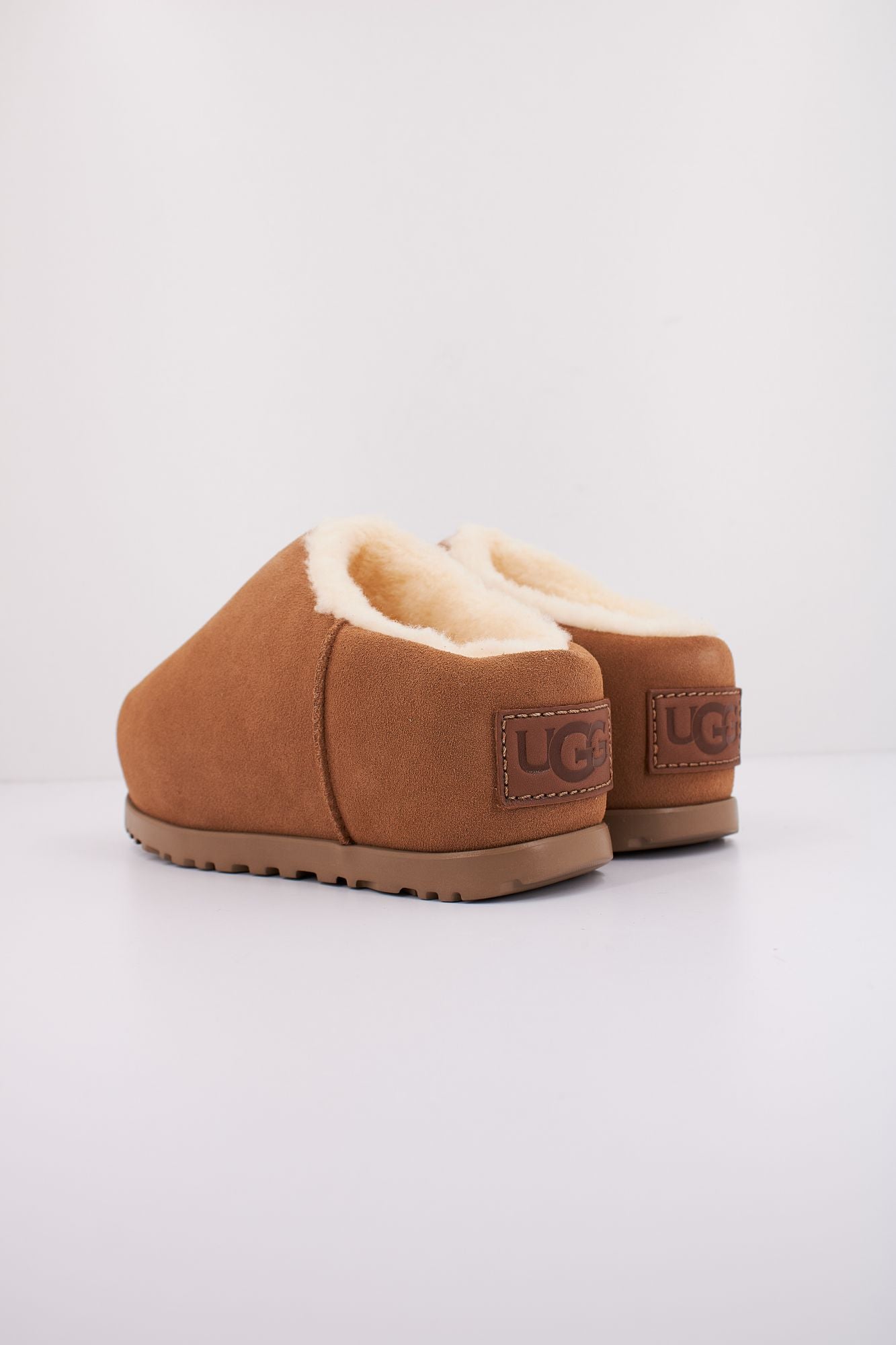 UGG W PUMPED SLIDE en color MARRON (4)