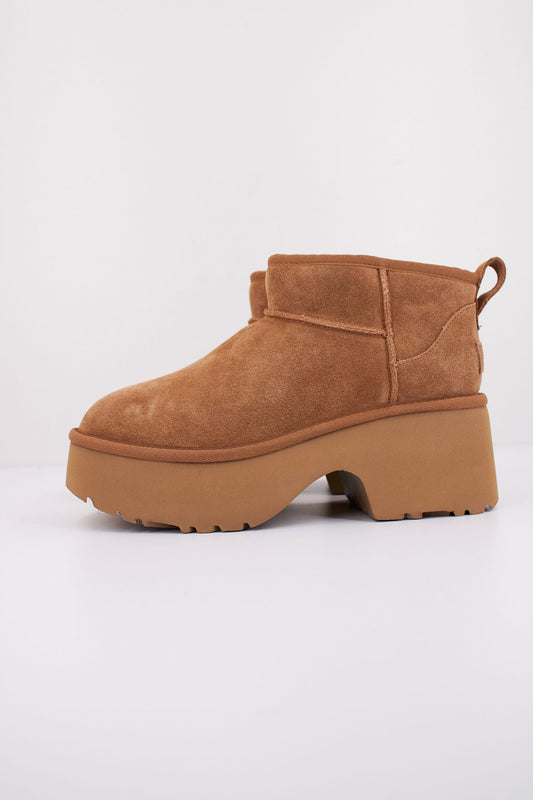 UGG CLASSIC ULTRA MINI NEW H en color MARRON (1)