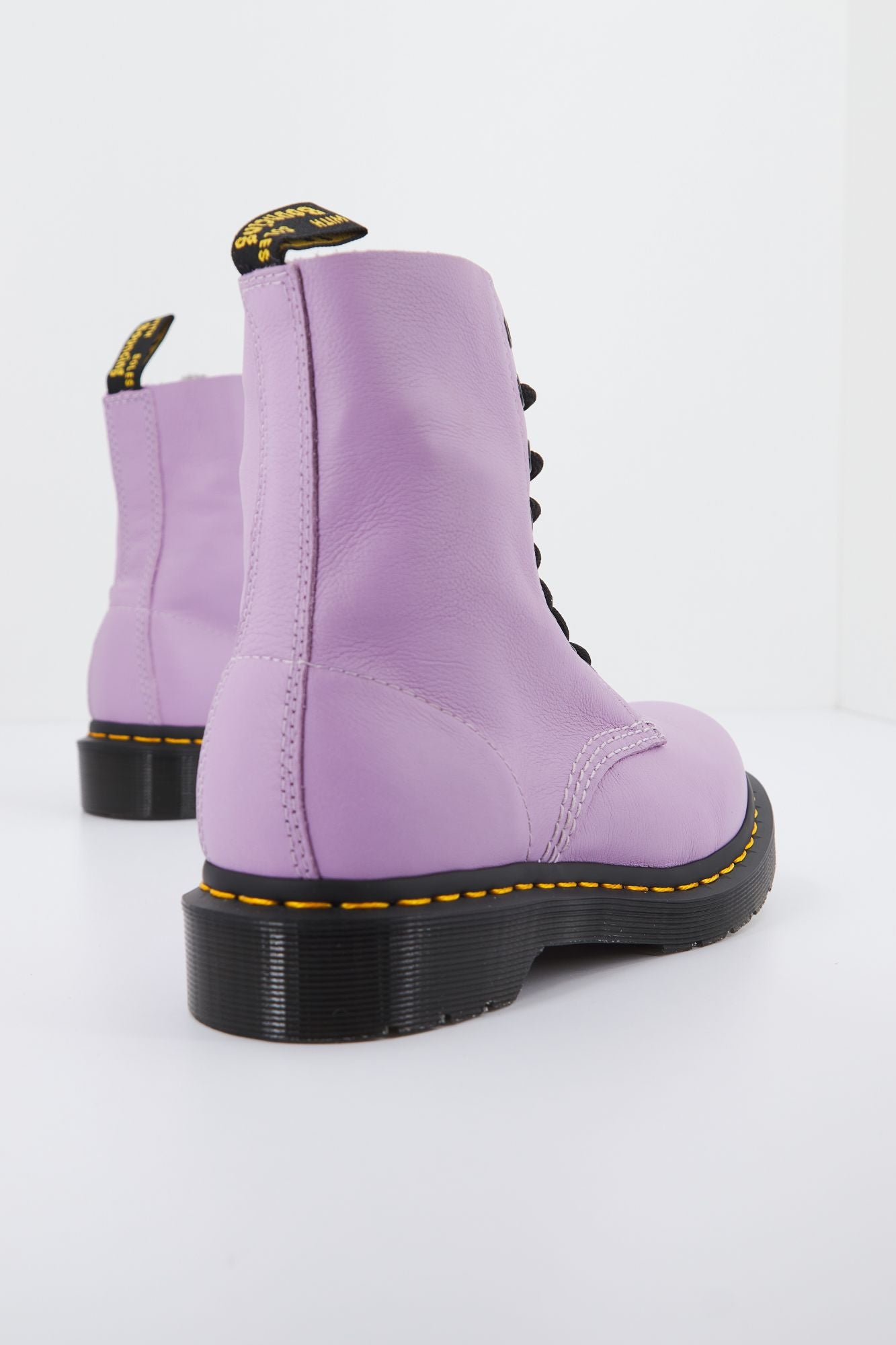 DR. MARTENS  PASCAL VIRGINIA en color VIOLETA (3)