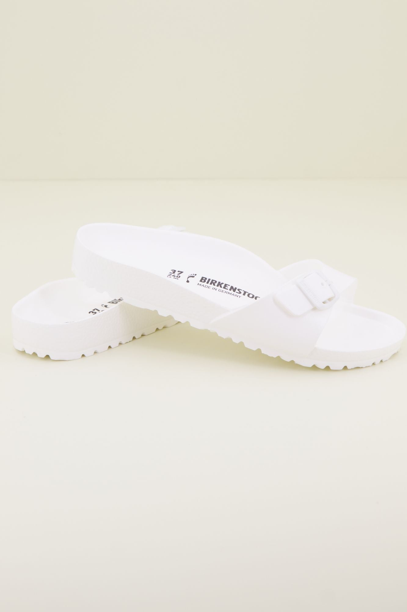 Tongs Claquettes Birkenstock pour Femme en ligne sur YellowShop