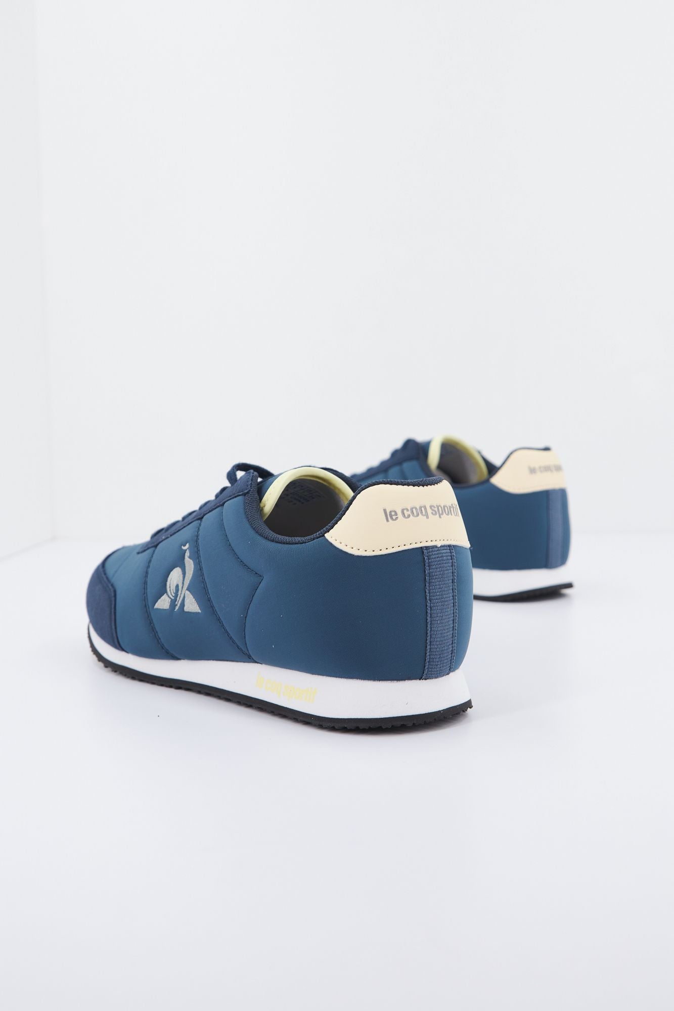 Women s Le Coq Sportif Sneakers online at YellowShop Yellowshop