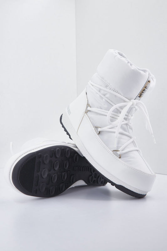 MOON BOOT 24009300 002 en color BLANCO (2)