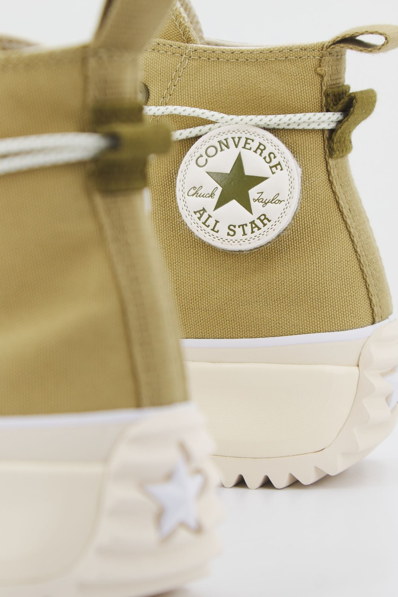 CONVERSE RUN STAR HIKE HI en color VERDE (4)