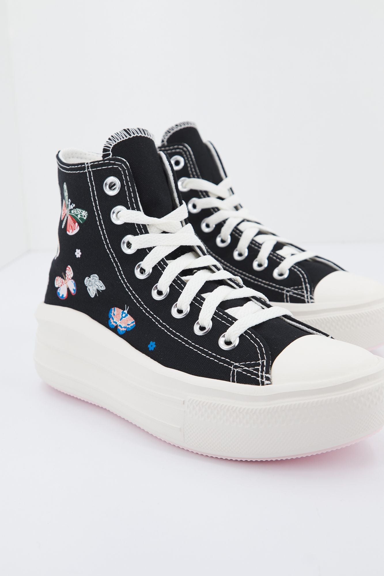 CONVERSE CHUCK TAYLOR ALL STAR MOVE HI en color NEGRO (3)