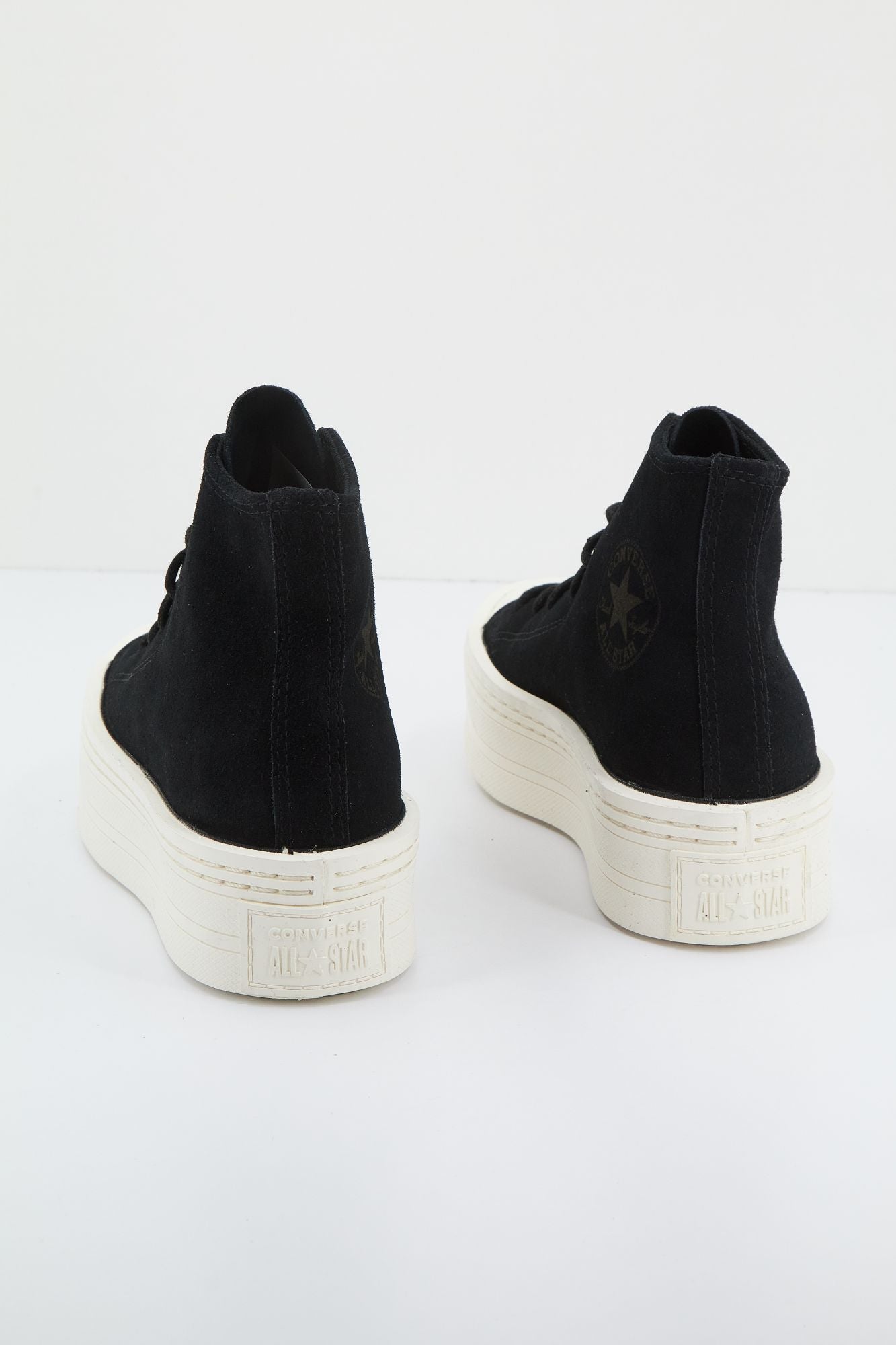 Monochrome lift ripple outlet sneaker