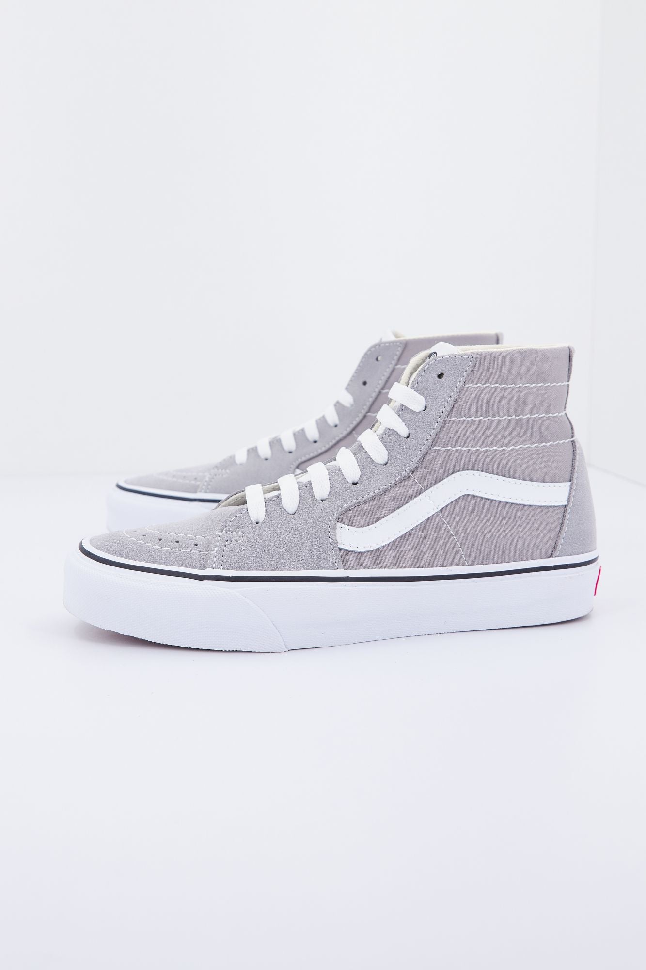 VANS SK8-HI TAPERED en color GRIS (1)