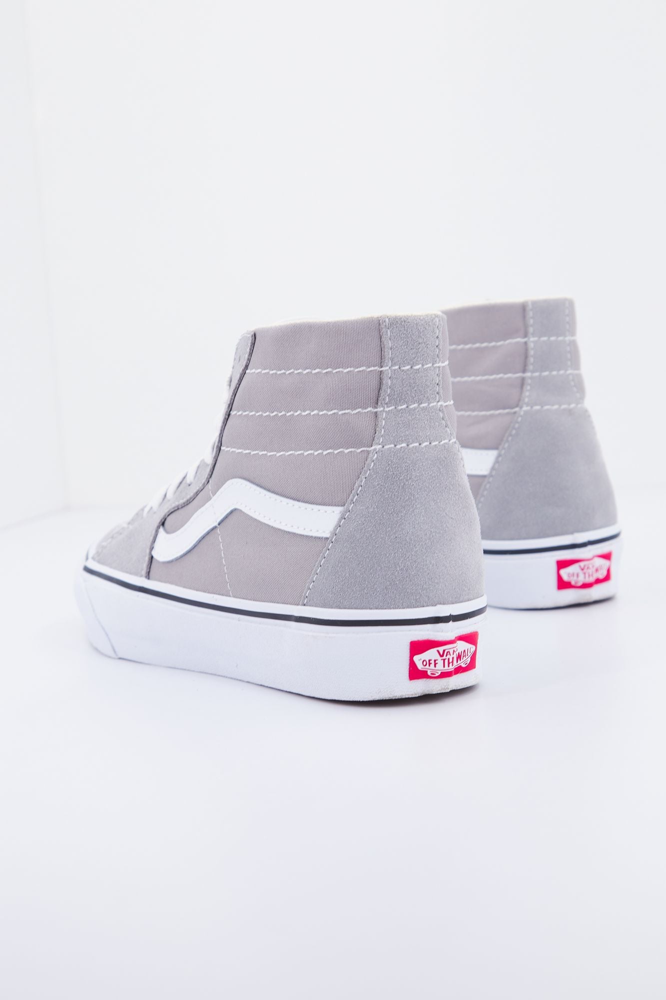 VANS SK8-HI TAPERED en color GRIS (3)