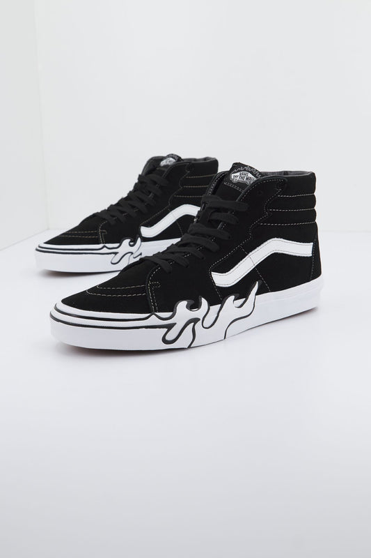 VANS SK8-HI FLAME en color NEGRO (1)