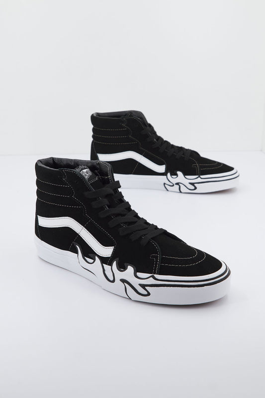 VANS SK8-HI FLAME en color NEGRO (2)