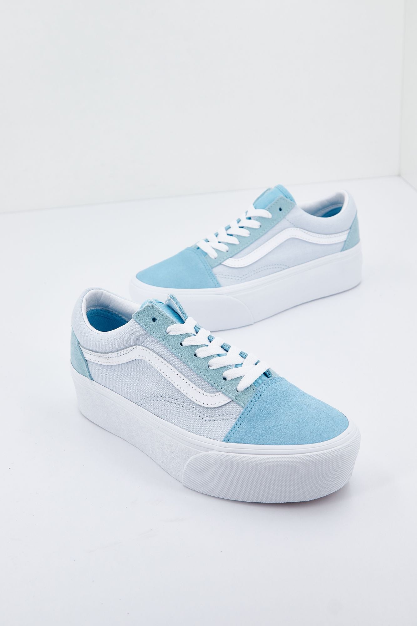 VANS OLD SKOOL STACKFORM en color AZUL (1)