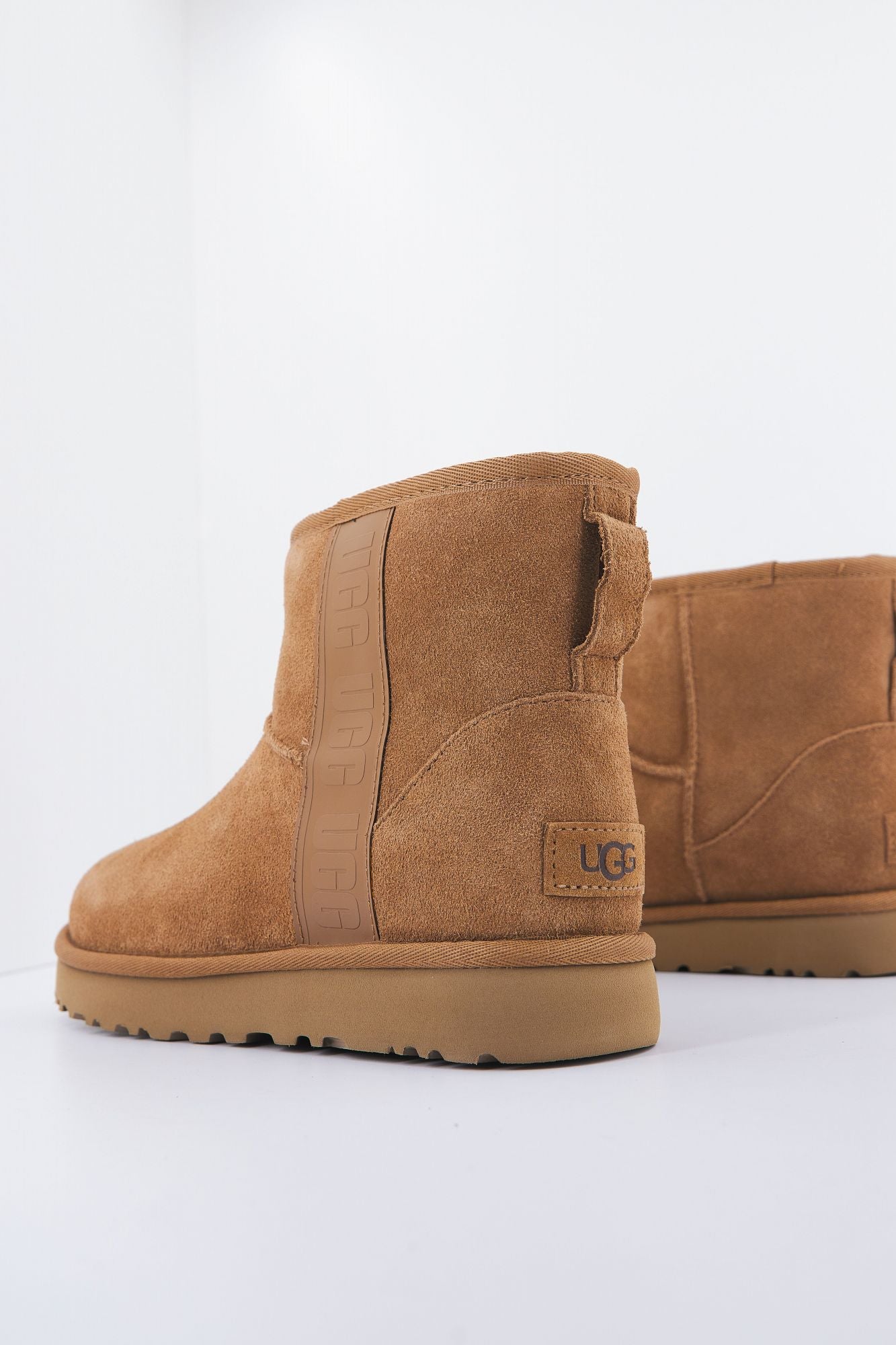 Botines Ugg de Mujer online en YellowShop Yellowshop