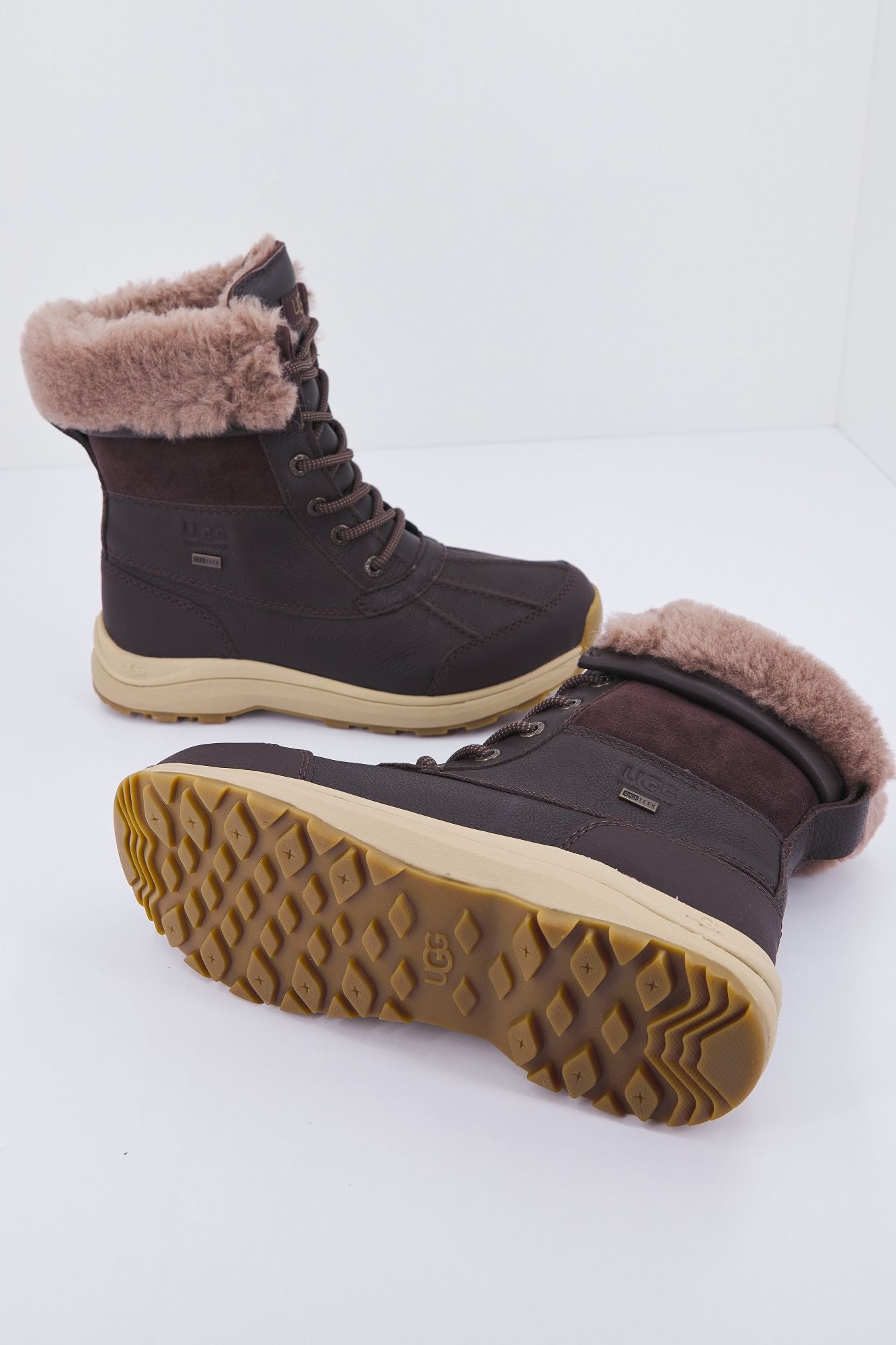 Ugg adirondack quilt outlet boot iii